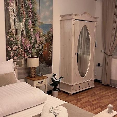 Charming Apartament Sibiu Bagian luar foto
